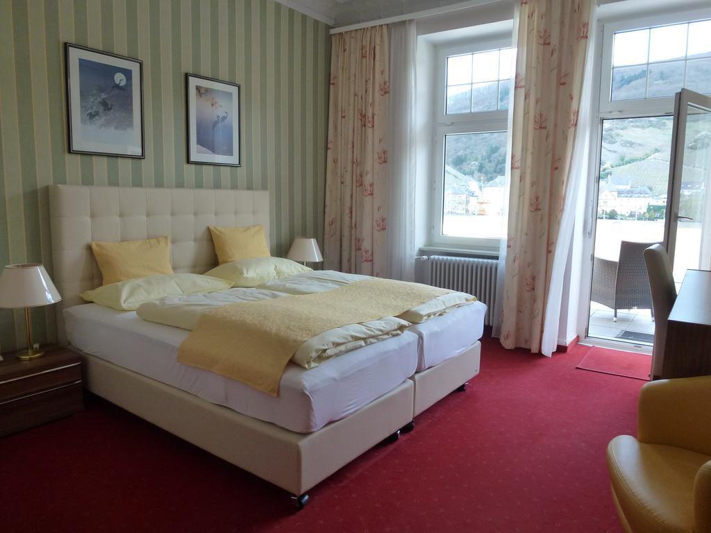 Hotel Drei Konige Bernkastel-Kues Oda fotoğraf